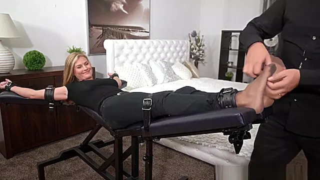 Fetiche Axilas, Bdsm Tetas, Tetona Exteriores, Tetonas, Checa Rubia, Mamas Rubias, Checas, Cosquillas Pies
