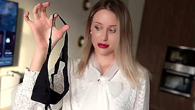 Majtki, Wejdź We Mnie, Nie Chce, Podobasz, Ciasna, Proszę, Macocha, Nie Tak Mocno, Majtki Na Bok, Darcie Rajstop