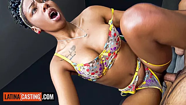 Ado Africaine, Bite Noir Amateur, Amatrice Bbc, Casting Grosse Queue, Gorge Profonde Grosse Queue