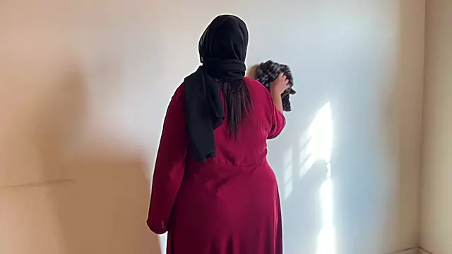 پورن عرب خانگی, عربی در هتل, خدمتکار عرب, نظافت اتاق, خود ارضايي اب کس خانگی, بالغ هتلدار, خدمتکار و خودارضایی