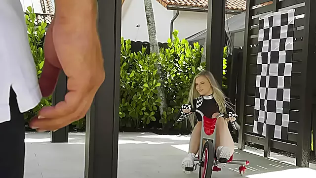 ExxxtraSmall - Slim Blonde Harlow West's Tight Pussy Stuffed by Huge Cock