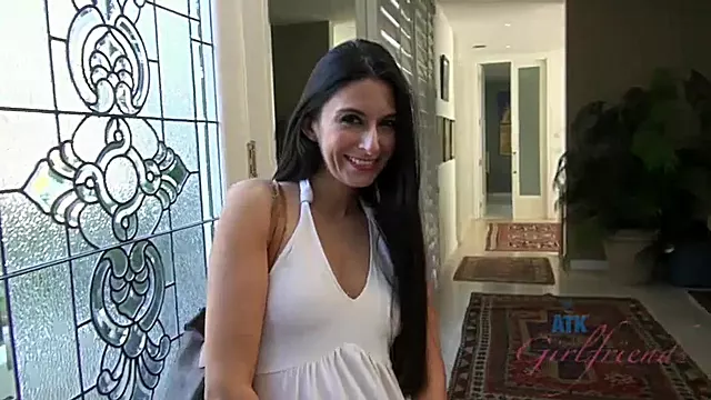 Hairy Date In Chinatown - Nikki Daniels