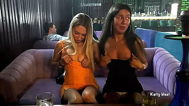 Scopata Figa Ballerina, Flashing Ristorante, Flashing In Pubblico, Figa Stretta, Pussy Pubblico