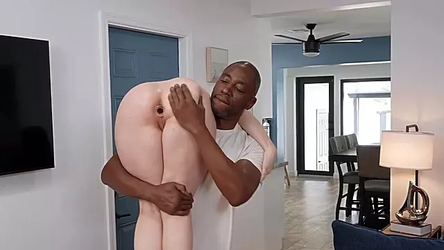 PAWG wants BBC in a true doggystyle fuckfest