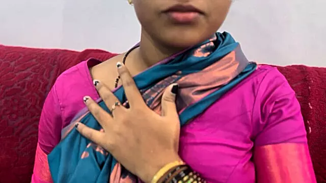 Swetha Tamil Bhabhi 9 Inch Dildo Pussy Orgasm Solo Masturbation