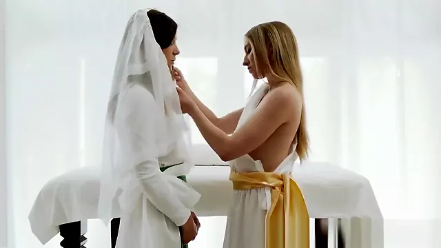 Missionary teen toys cunt