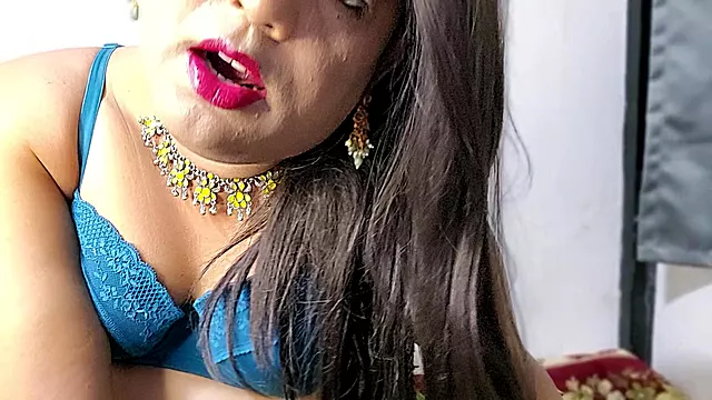 Me in Gree Part 1 Love Green Saree Book Your Show Today