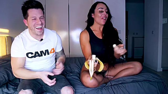 Velky Kozy A Zadky, Výstřik A Prsa, Prsate Cernovlasky, Cernovlasky, Erotika, Smyslná Milfs