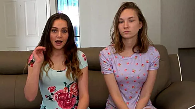 Voisine, Jeune Crémeuse, Lesbienne Anglaise, Ado Lesbienne, Lesbienne Timide, Langue Lesbien