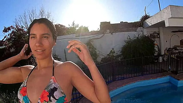 Lalilove's Relaxing Poolside Anal Sex
