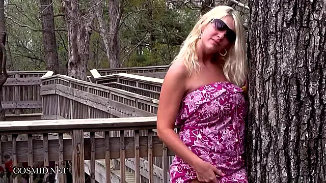 Cosmid - Cosmid - Raquel Stoops - Outside Fun Time