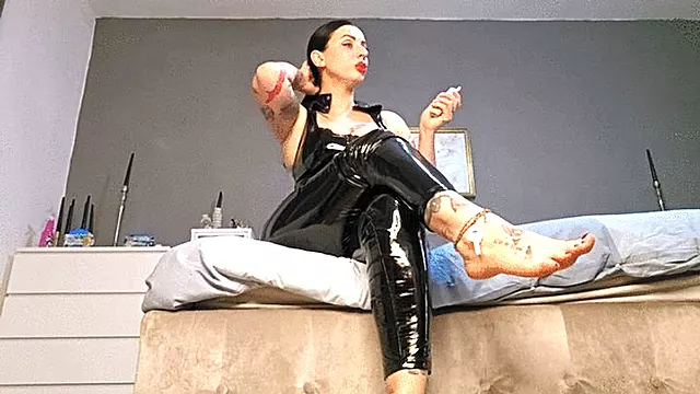 Your dick belongs on my ankle