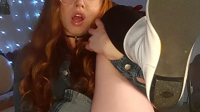 Occhiali Glass Amateur, Masturbazione Cute, Solo Innocent, Innocente Squirt, Squirting Femminile