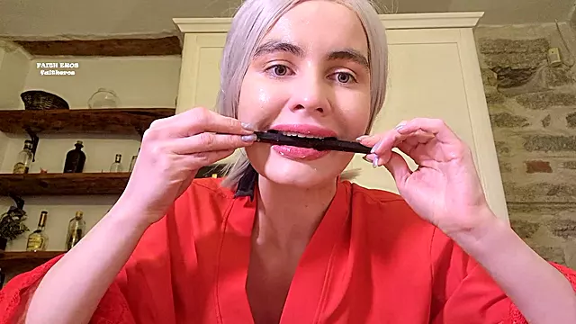 Amateri Blondýna, Amatérka Solo, Blondýnka Sólo