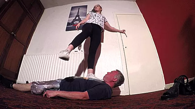 Converse All Stars Trampling FLOOR CAM