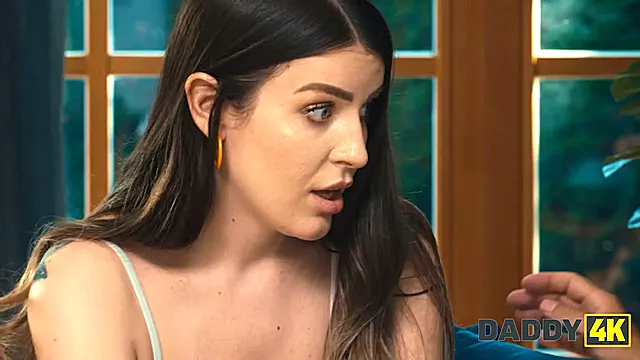 Curvy Tettone, La Buona To Fuck Rough, Transessuali Adolescenti, Fidanzata Tradimento, Hot Teen Si Fa Scopare Sul Suo
