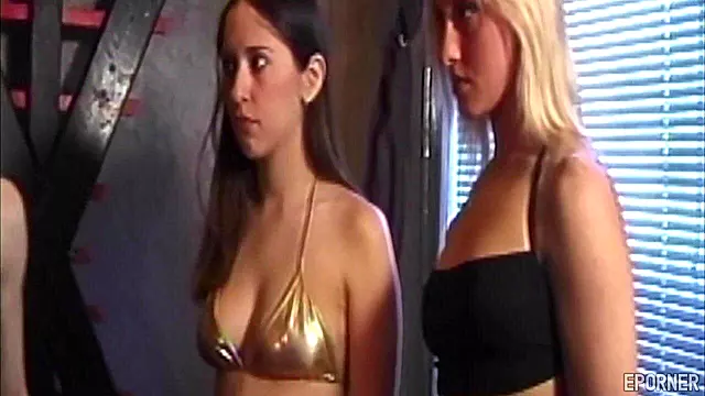 Bdsm Lesbianas, Trios Lesbianas Rubias, Trio Rubia, Lesbianas Atadas, Orgasmo Atada, Lesbianas Retro