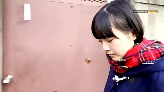 Asiatkzy Amater, Ukazuje, Stare Asiatky