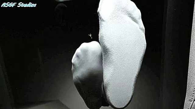 Test Glass Crush with Hunny! GIANTESS Socks POV! Pt 1 of 5 - MOV