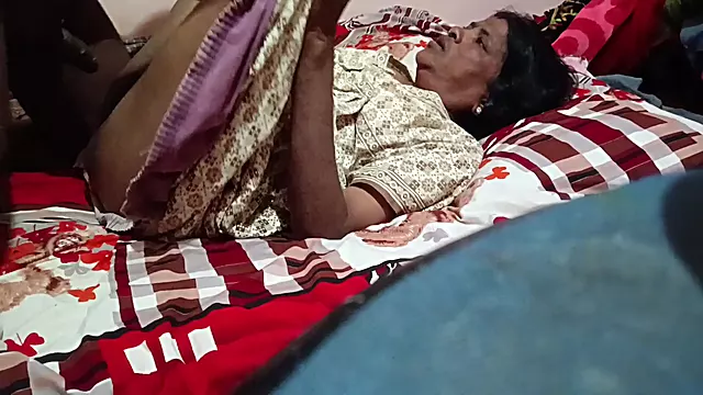 Si Rambut Cokelat Amatir, Amatir, Sex Pantat, Aunty India, Rambut Coklat, Mauanu, Vcs Tante, Diri