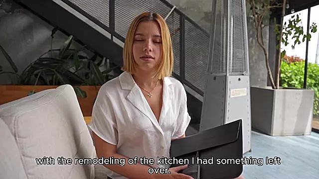 I sucked a stranger's dick just to sell my house, sealing the deal with him ejaculating on my face