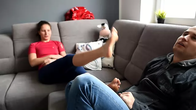 Bdms Fetiş, Ayak Bdsm, Esmer Fetiş, Esmer Ayak, Femdom Ayak, Fetiş Femdom, Ayak Fetiş, Boot Sniff