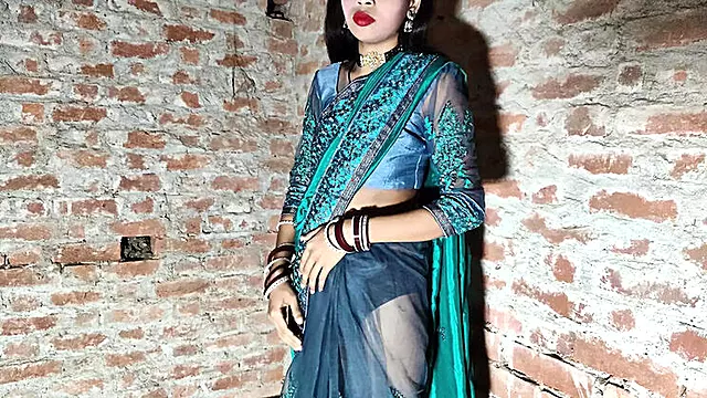 Shivanibaby in Net Saree Fucks Brother-in-Law Behind Husband's Back - Desi Bhabhi Devar Sex