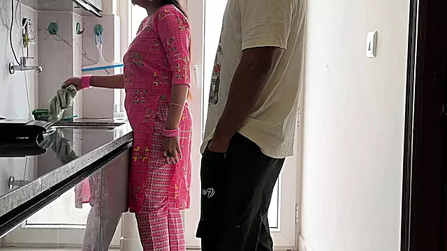 Stram Røv, Stor Fisse, Stedmor, Teen, Hård Ung, Indien Teen, Ung Fisse, Modne Damer Får Den Analt