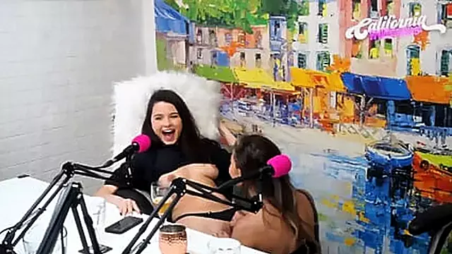 Lesbians Tieners 18, Lesbi Tieners Met Dikke Kont, Grote Tieten, Blond Tieten Jong, Grote Tieten Lesbisch Latina
