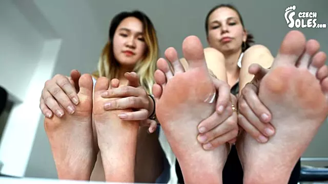 Lesbiennes Babe, Lesebienne Tcheque, Czech D'office, Pied Sexy, Pieds Orteils, Pieds Sexy Lesbienne