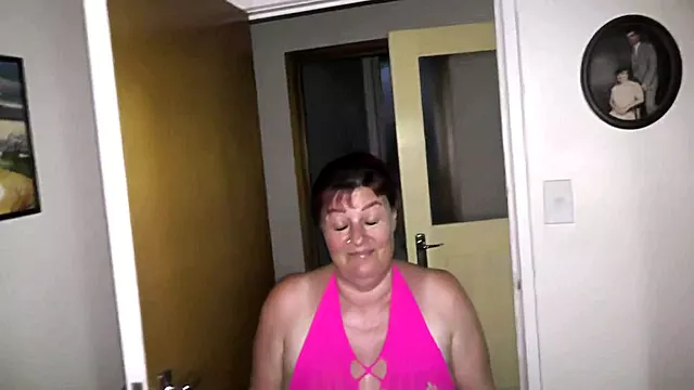 Tatuata Amatoriale, Piss Padrone, Padrona Matura, Madre Vorrei Scopare, Piscia Mature, Mature Porche