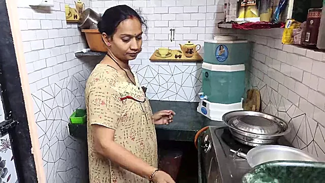 Indian aunty sex, hot indian girl