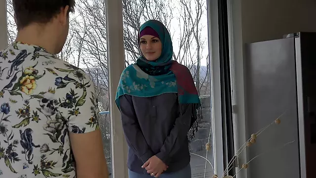 Luder Patter, Tjekkisk, Tjekkisk Milf, Bliver Sur, Høje Hæle, Moden Damer I Høje Hæle, Milf Små Patter