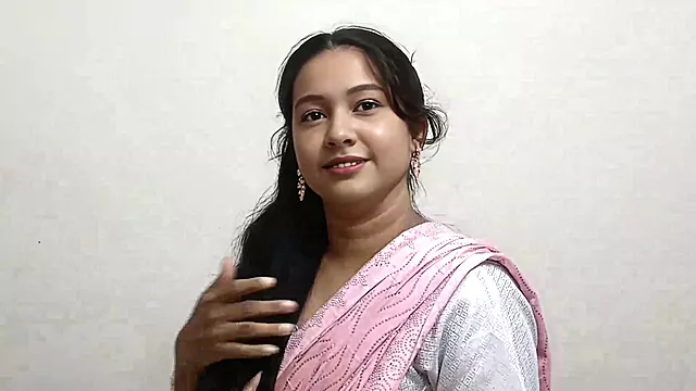 Desi Hot Air Hostess Fucked by Passenger in Saree