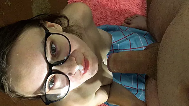 In Gura Amatori, Adanc In Gat Amator, Amateur Amante Fuck, Muie Adanca In Gat, Muie Si Sperma Pe Fata