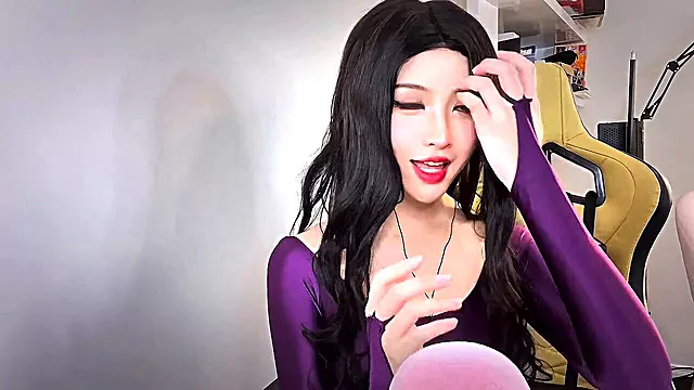 Relaxing ASMR session with Asian model Misswarmj
