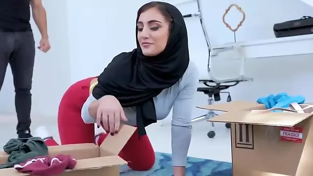 ممه عرب, کیر بزرگ وکوچک, ساک زدن پستون گنده, کم سن خشن حلق عمیق, کوس مسلمان, ستاره فیلم سکسی
