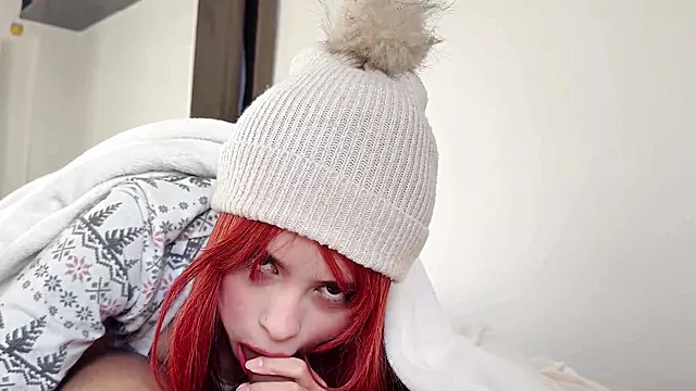Morsan Med Stora Tuttar, Mega Avsugning, Kuk Mellan Brösten, Mamma Suger Kuk, Cum Om Foot