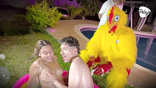 Petardos Interracial, Rubia Flequillo, Rubias Por El Coño, Despues De Una Fiesta De Disfraz