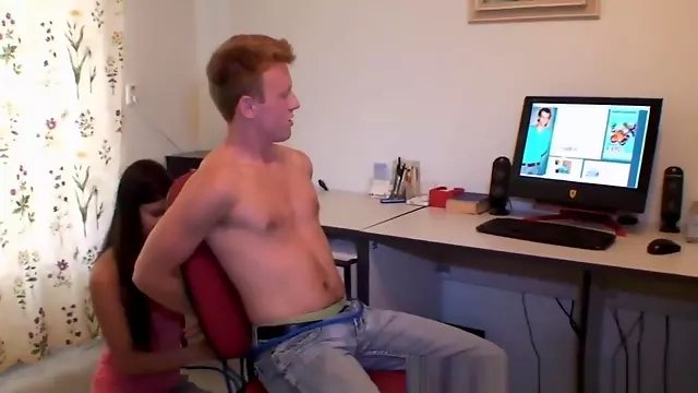 Cocu Rough, Hard Teen, Jeune Cocu, Jeune Brune, Jeune Européenne, Fellation Hard, Jeune Brunette Give Tete Et Fuck