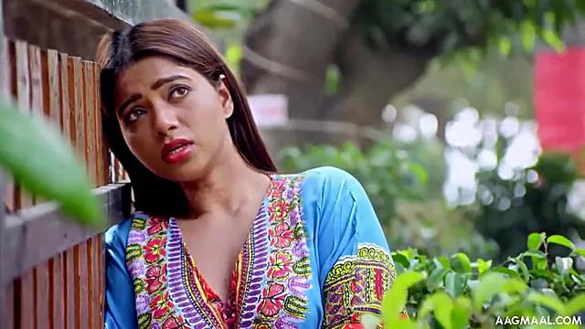 Sexually aroused Indian harlot impassioned xxx scene