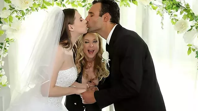 Tettone Mature Pompino, Tettona Bionda, Missionario Tettona, Pompini Milf, Lecca, Lecca Il Dito