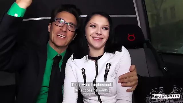 Modelky Teens, Mrdani Ze Zadu Podpatky, Nemecka Brunetka, Mladé Brunetky, Stříkání Do Teen