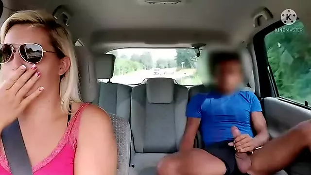 Oh fuck, a crazy customer gets in and pulls out his cock in my cab ... I'm shocked and fire him !!