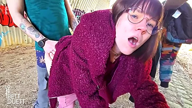 Deutsch Amateur, German Brünette Amateur, Brünette Outdoor, Brünette Teen, Deutsch Amateur Pov
