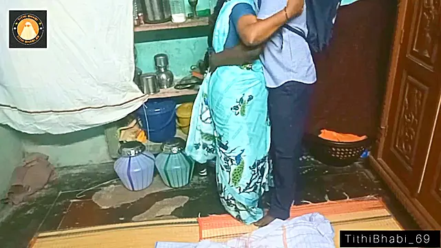 Ilk Anal, Evde Anal, Ev Yapimi Anal, Öğrenci Anal Porn, Ogretmen Anal, Yengesini Evde Tek Iken Sikiyor
