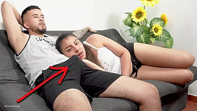 18 Jaar, Creampie, Pijpen Sperma, Zelfgemaakt Pijpbeurt, Kom In Mond, Sperma Deep In Keel, Mond