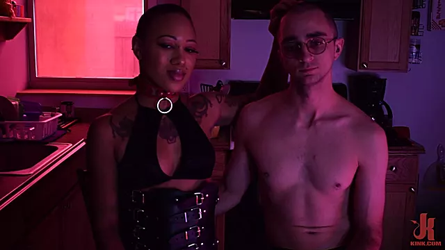 Y Cookies Gives It To Kink With Jessa Jordan And Reid Castle