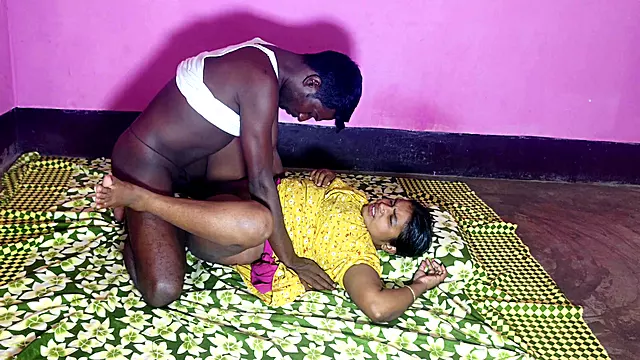 Desi Indian Pronstar Deluwara Sex With Her Husbend