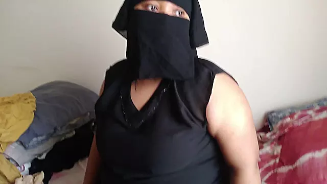 Stepson Fucks Beautiful Saudi Stepmom When Husband Is Not Home and Loosens Her Tight Pussy Then Husband Realizes